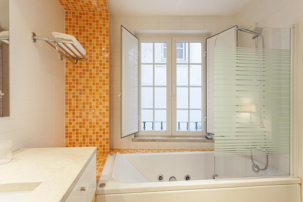 Bairrus Lisbon Apartments - Alfama II Стая снимка